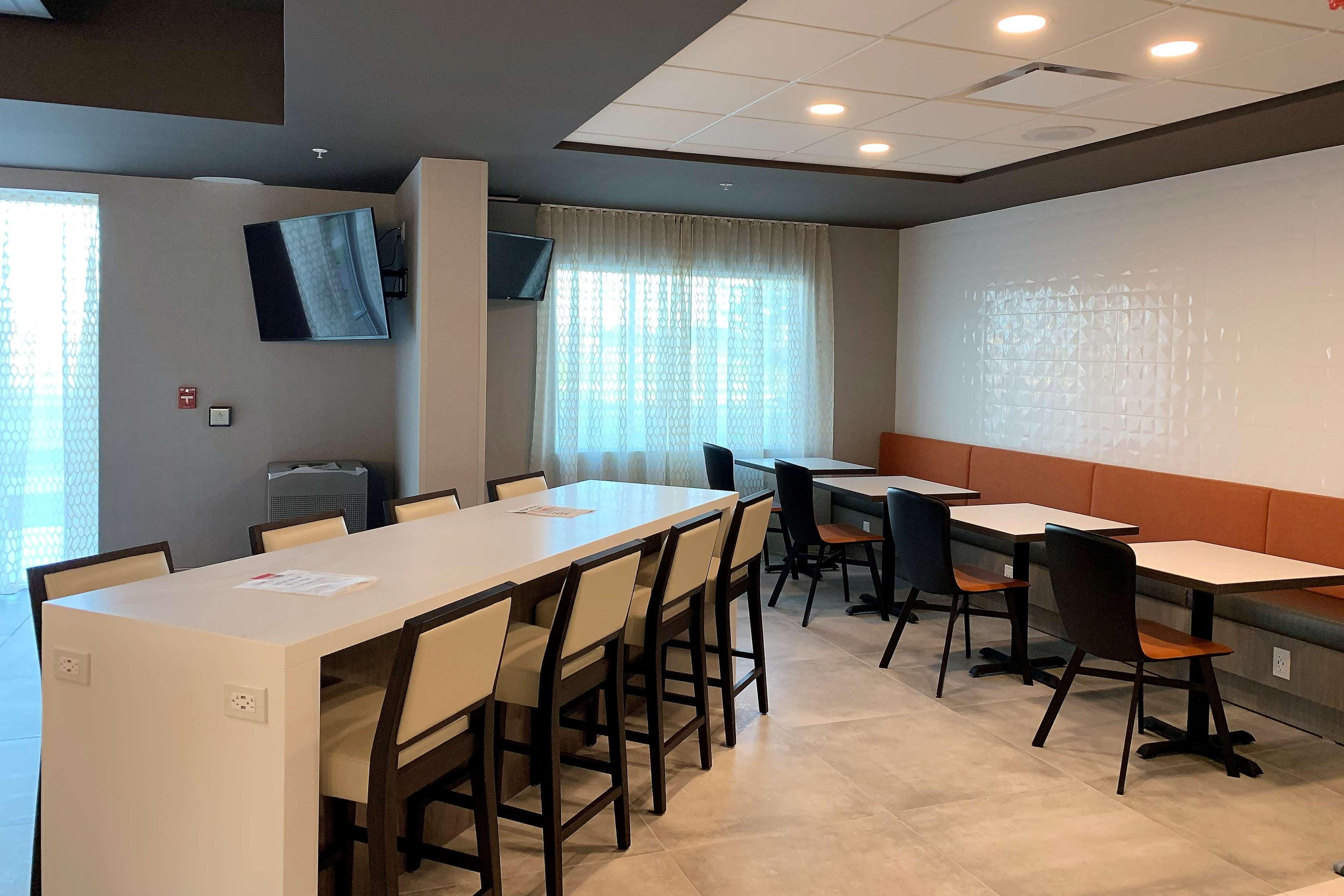Wingate By Wyndham Kanata West Ottawa Exterior foto